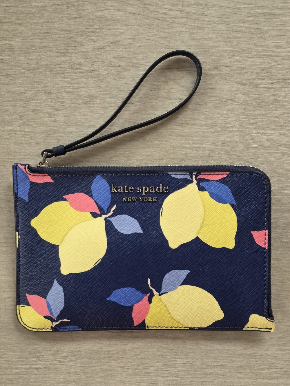 kate spade New York Lemon Print Wristlet - Navy & Yellow